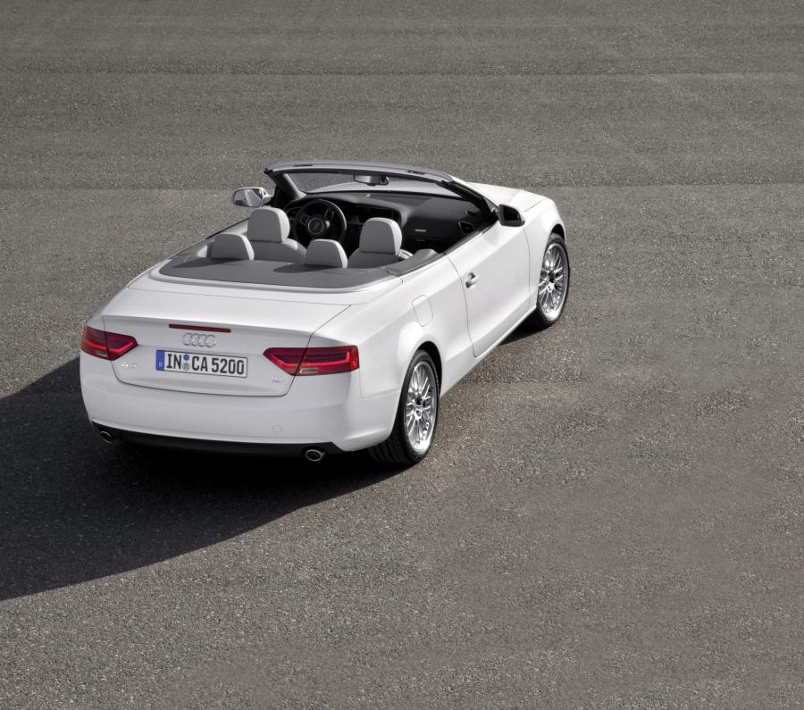  Audi A5 Cabriolet 3.0 TDI Quattro 2011 года  (WW) (фото 5 из 27)